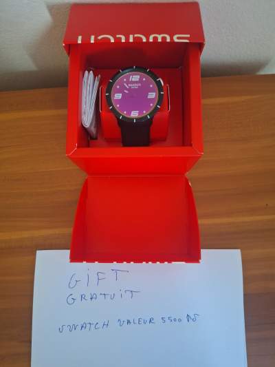 montre INVICTA VENOM - Watches on Aster Vender