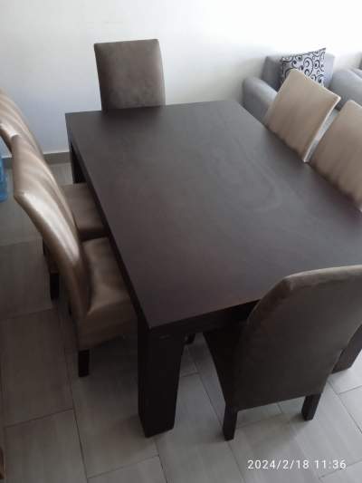 Modern Diningroom - Table & chair sets