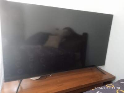Samsung 70 inch UHD4K Smart Tv - All household appliances