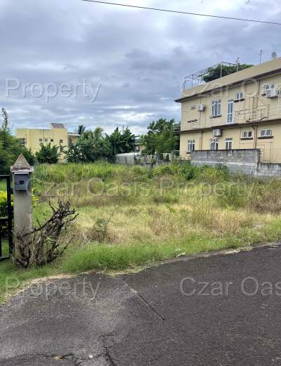 Premier Plot: Perfect for Your New Residence! - Land