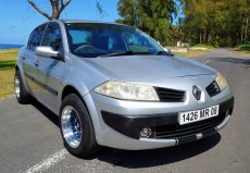 For Sale Renault Megane MR 08 - Family Cars on Aster Vender