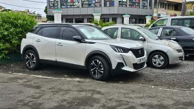 Peugeot 2008 GT may 2023 - SUV Cars