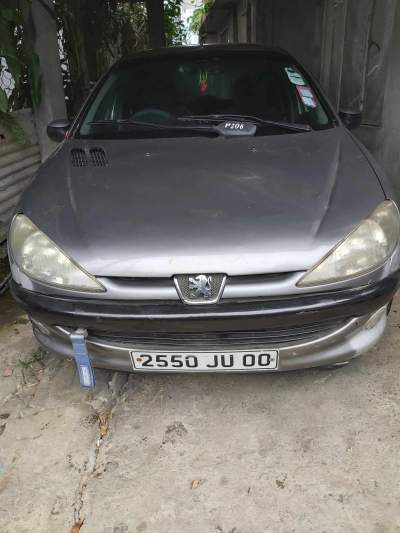 Peugeot 206 - Compact cars on Aster Vender