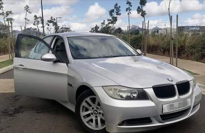 Bmw 320i E90 Year 2006 - Luxury Cars on Aster Vender