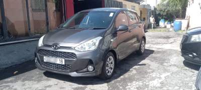 HYHUNDAI GRAND i10 - Family Cars on Aster Vender