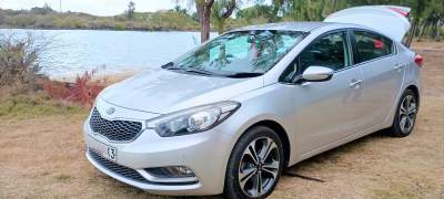 Kia Cerato Year 2013 - Luxury Cars on Aster Vender