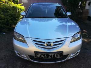 Mazda 3 - Compact cars on Aster Vender