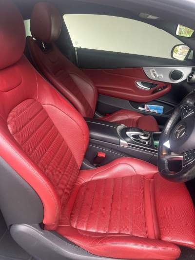 Mercedes C180 AMG - Luxury Cars