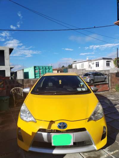 Toyota Aqua - Compact cars on Aster Vender