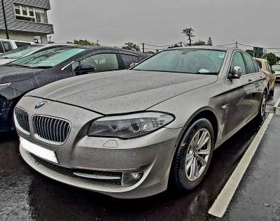 Bmw 528i F10 2013 - Luxury Cars on Aster Vender