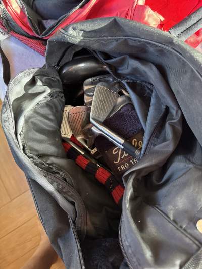 Golf set - Golf equipment on Aster Vender