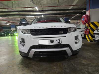 2013 Range Rover Evoque Si4 - Luxury Cars on Aster Vender