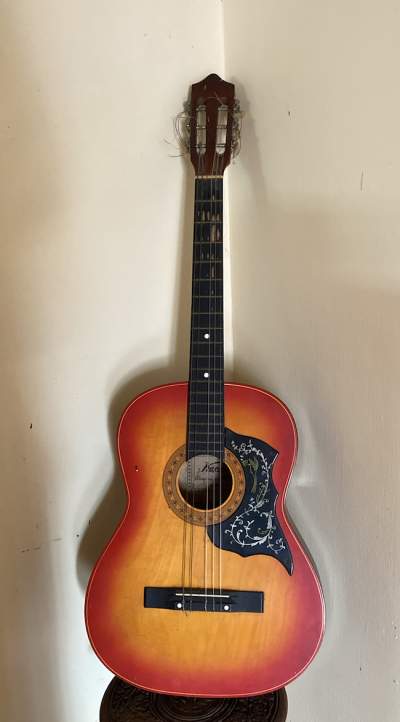 Guitar for sale - Accoustic guitar on Aster Vender
