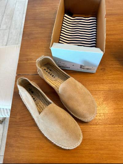 Manebi Slippers 41 - Slippers on Aster Vender