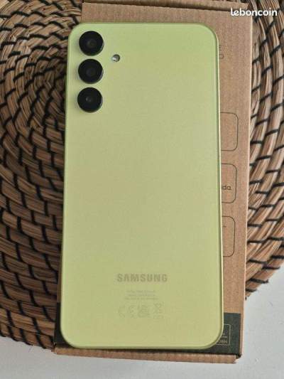 Samsung A15 5G 128GB Lime - Galaxy A Series on Aster Vender