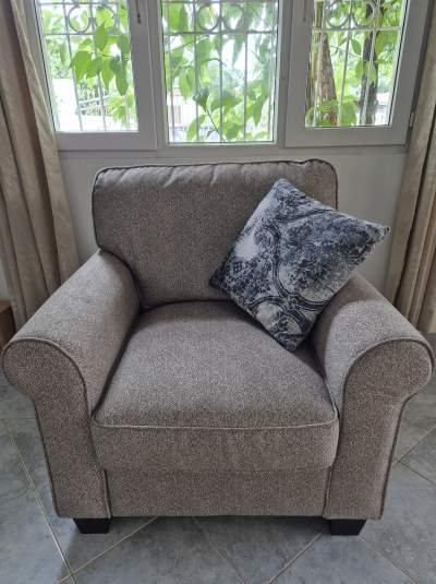 Brooklyn sofa set 3+2+1 seaters - Living room sets on Aster Vender