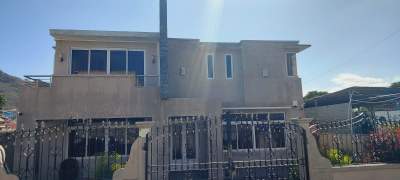 CONTEMPORARY House on 125 Toises land - House on Aster Vender