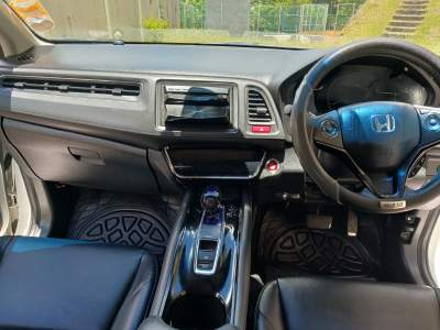 Honda Vezel - SUV Cars