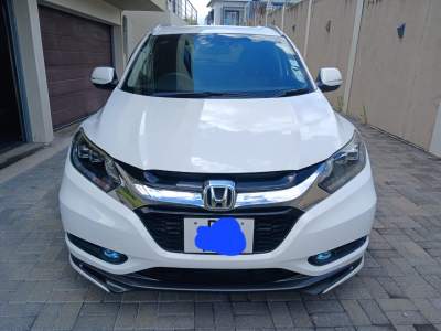 2014 Honda Vezel Hybrid - SUV Cars