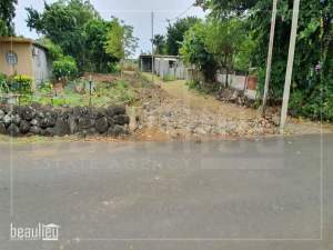 Residential land of 21 Perches is for sale in Melville, Grand Gaube - Land on Aster Vender