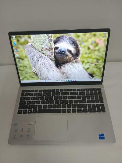 Dell Inspiron 3520 Silver Core i5 11 Gen - Laptop on Aster Vender