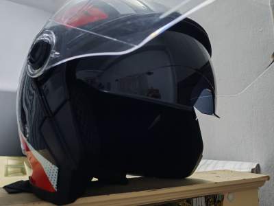 Helmet semi integral with sunglass - New - Others