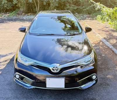 Toyota Auris 2017 - Family Cars