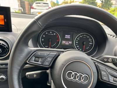 Audi Q2 2022 - Compact cars