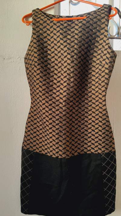 Vêtements filles et dames - Dresses (Women)