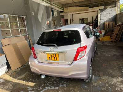 Toyata Vitz - Compact cars