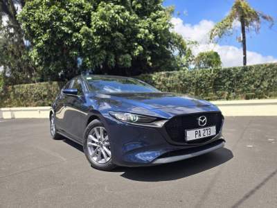 MAZDA 3 Hatchback SKYACTIV G 2022 - Family Cars