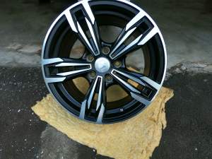 Jantes 16''- 5 Trous (Urgent Sale) - SUV Cars on Aster Vender