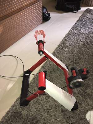 Road Bike and Turbo Trainer - Road bicycles on Aster Vender