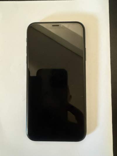 Iphone XR - iPhones on Aster Vender