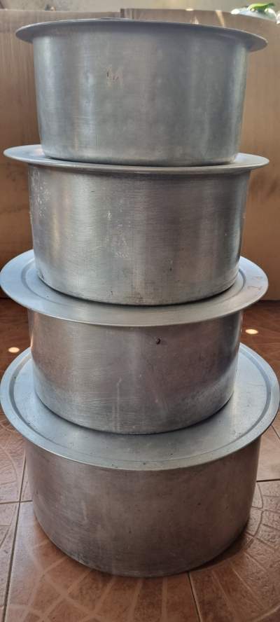 Avis aux Traiteurs/'Bandharis' - All household appliances