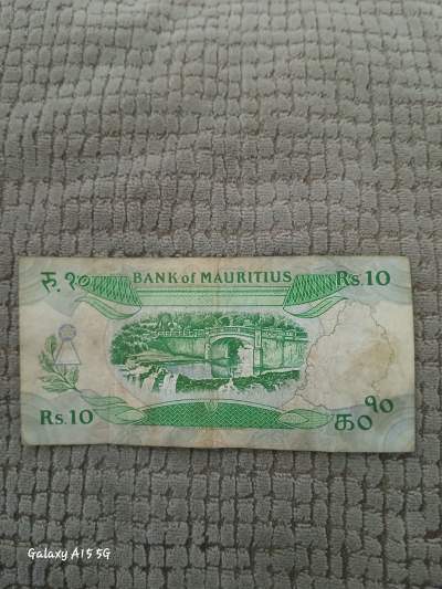 Old Mauritian 10 Rupees Note - Banknotes