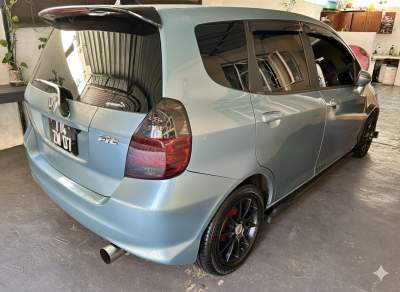 Honda Fit 2007 - Compact cars