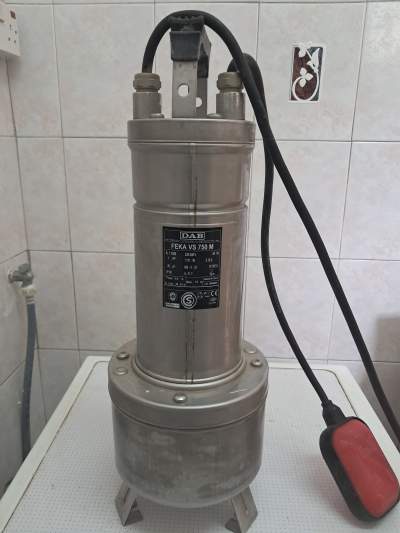 Submersible pump - Garden Furniture on Aster Vender