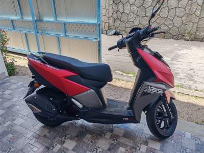 Tvs Ntorq 125 cc serie AL - Scooters (above 50cc) on Aster Vender