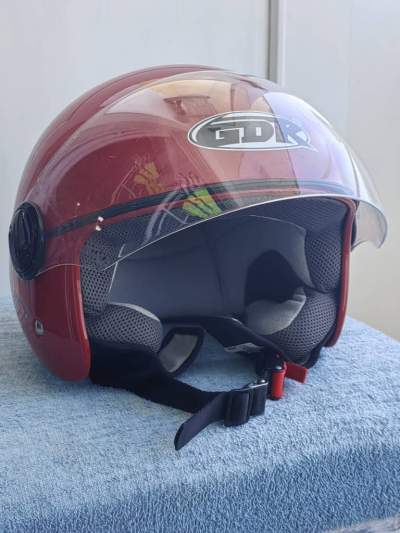 casque-jet , gant , ensemble de pluie , gilet jaune - Spare Parts