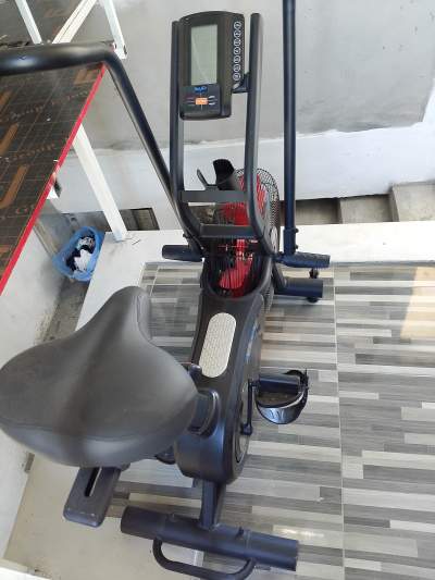 Air bike - Fitness & gym equipment