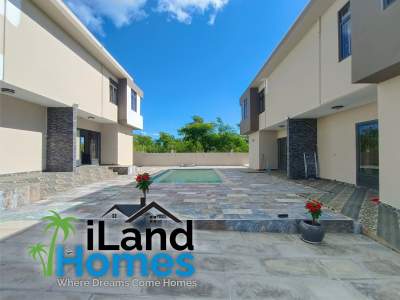 Duplex at Balaclava - Villas