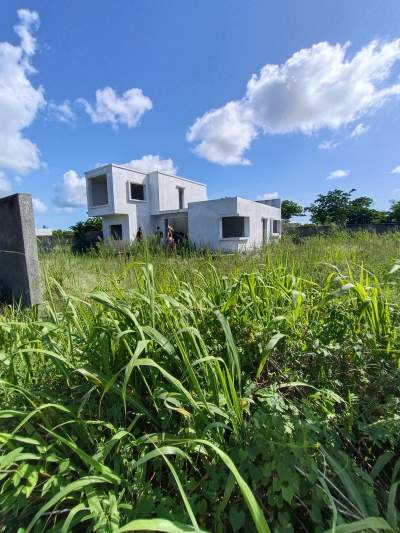 House for Sale – Upper Vale - House