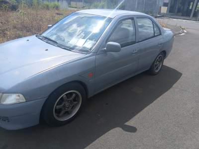 Ck2 MITSUBISHI CAR - Family Cars