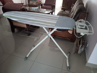 table à repasser - Others