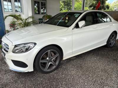 Mercedes-Benz C-class - 1.6 Sedan C180 AMG - Luxury Cars