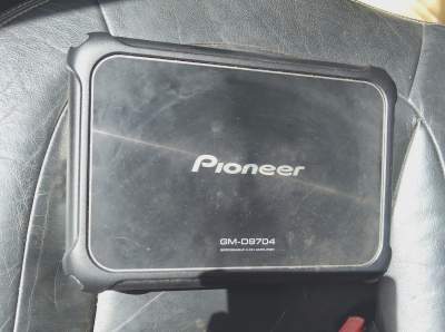 Amplifier GM-D9704 - Other Musical Equipment