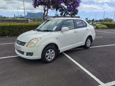 Suzuki Swift Dzire 2011 - Compact cars