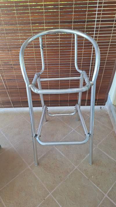 2 bar stools - Chairs
