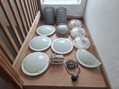 Lighting 4 plafonniers 8 applies murales - All household appliances